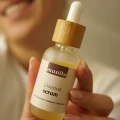 Serum z kwasem hialuronowym Manilu_1.webp